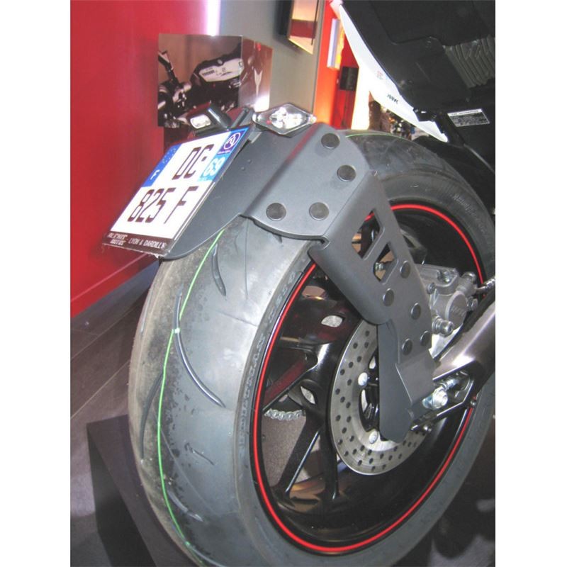 Support de plaque ras de roue Yamaha MT09