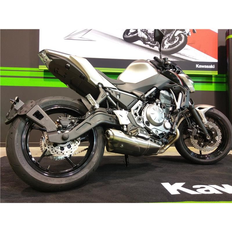 Support de plaque ras de roue Kawasaki Z650