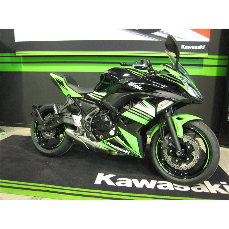 Support de plaque ras de roue Kawasaki Z650