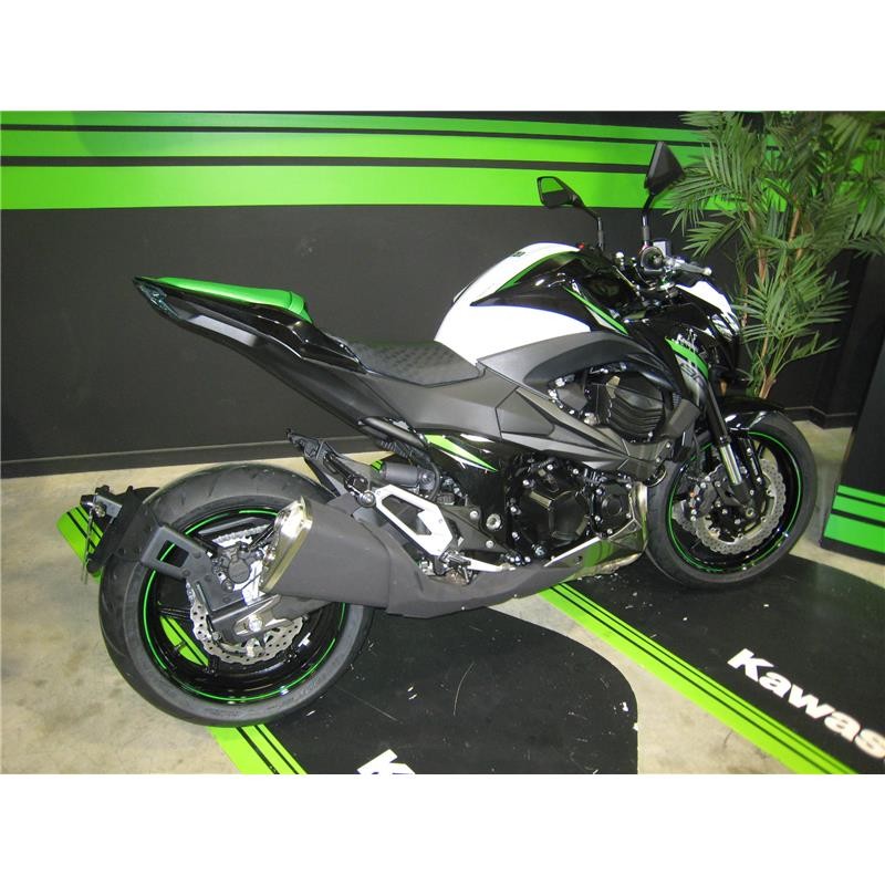 Support de plaque ras de roue Kawasaki Z750