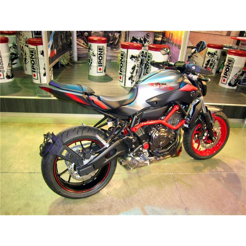 Support de plaque ras de roue Yamaha MT07